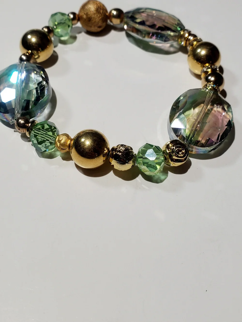 Gold and Green Glass Crystal Beaded Stretch Bracelet